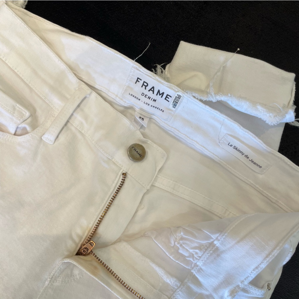 Frame Le Skinny de Jeanne in size 25